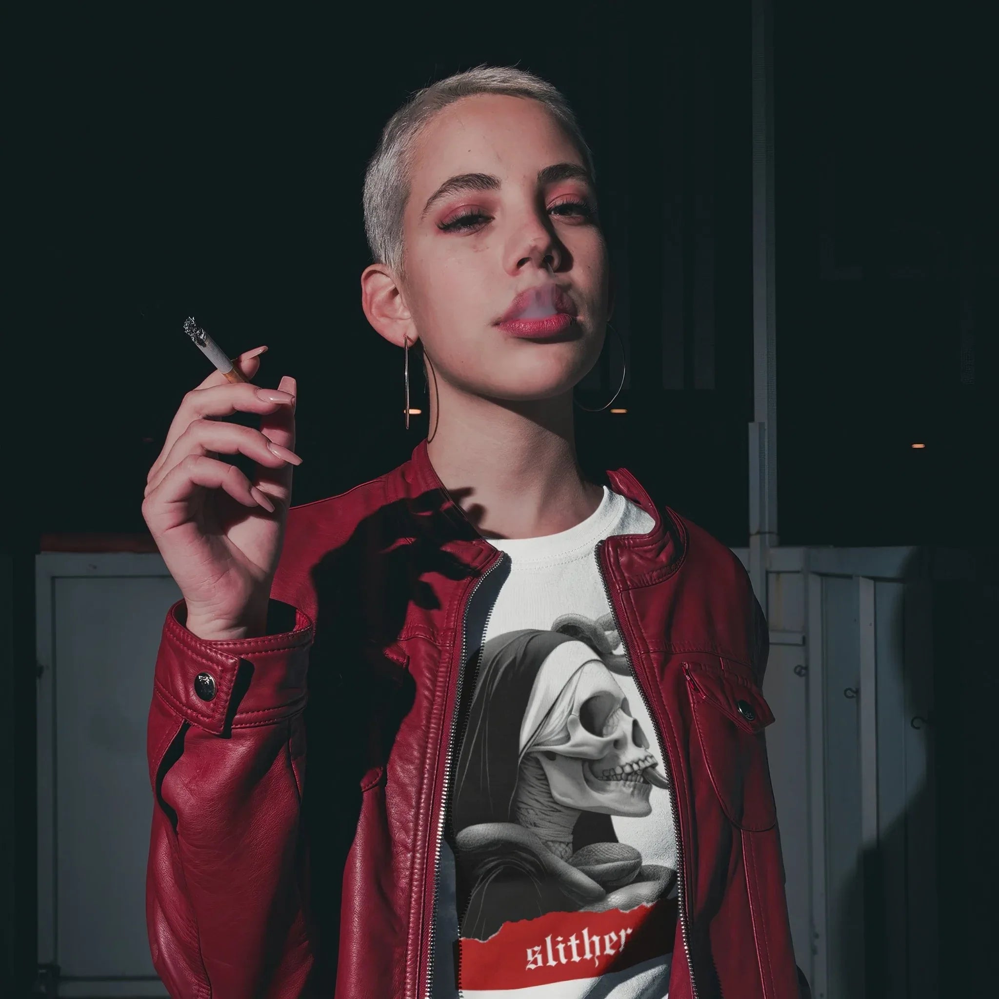 Slither Sister Black Metal Style Womens Relaxed Tee - Pale Blood Store